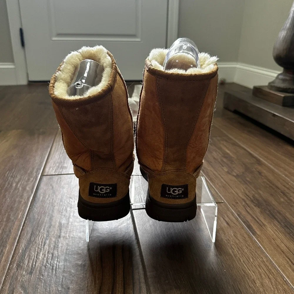 UGG Australia Ultimate Short 5275 Chestnut Sheepskin Shearling Boots Womens 6